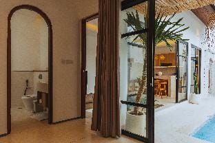 Yahvi Villa by Betterplace  Villa in North Kuta
