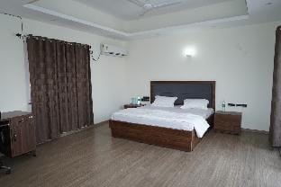 Madhav Kuteer Villa in Uttar Pradesh