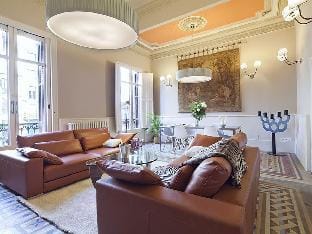 Tourist Apartment in the Center - Rambla Catalunya Apartment in Barcelona
