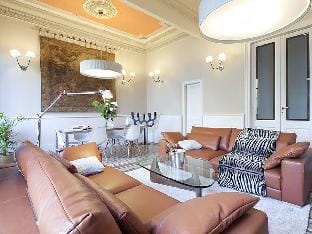 Tourist Apartment in the Center - Rambla Catalunya Apartment in Barcelona