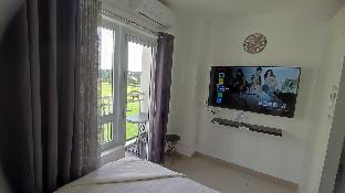 W/Unli Fibr Wi-FiC&C CoolView Tagaytay Staycation Apartment in Tagaytay