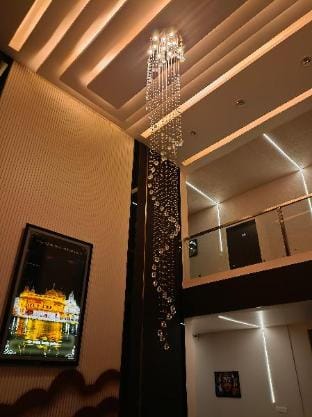 Hotel Shubh Karman Apartment in Uttar Pradesh