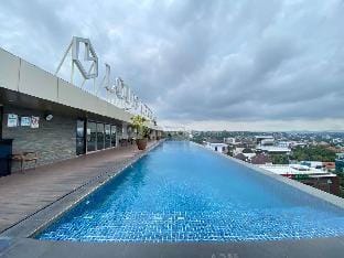 Comfort Studio Warhol (W/R) Residences By Travelio Apartment in Indonesia