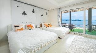 Taean Tteulapbada Pension Bed and Breakfast in South Korea