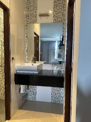 2 Bedroom Sea View Lanta Sport Resort 303 Apartment in Sala Dan