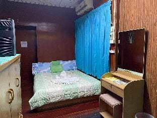 Pee Homestay and Massage Vacation rental in Laos