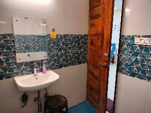 Blue Heart Home  1 BHK-Spacious Flat in Tapovan. Apartment in Rishikesh