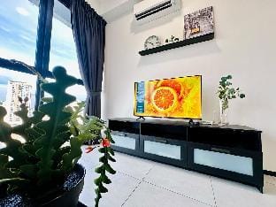 Harmonious Escape@3BR UrbanSuites 10pxUSA131 N Vacation rental in George Town
