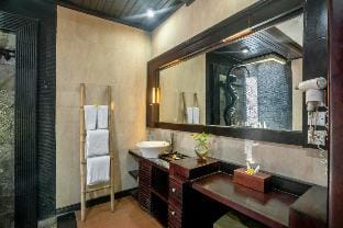 Catra 3 BR Private Pool Villa NE72B Villa in Kuta