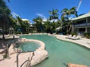 Diamond Beach Resort, Upgraded  76 Apartment in Mermaid Beach