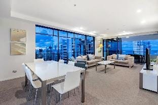 24th floor Luxury,  The Wave Broadbeach Apartment in Gold Coast