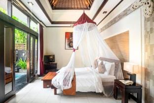 Brugmansia 4 BR Private Pool Villa SU08 Villa in Kuta
