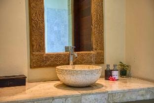 Ambara With Garden View 1 BR Deluxe Suite ZN84A Villa in Ubud