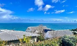 Brilliant Oceanview Holiday House Mountain High Vacation rental in Melbourne