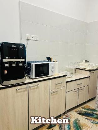 TILLYS CRIB FREE WIFI BATU PAHAT Vacation rental in Johor