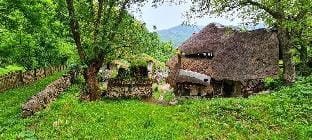 Stone Garden Apartment in Cluj County