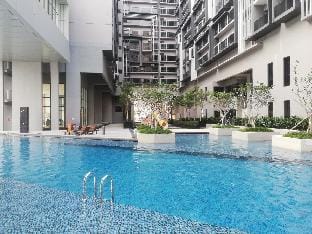 Imperio B22 (Room2) Small Room- Netflix/Parking Apartment in Malacca