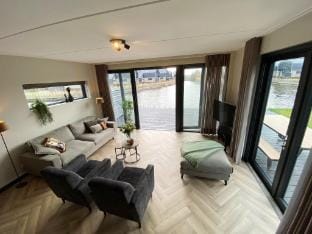 Eco-villa at the Slotermeer Vacation rental in Friesland, Netherlands