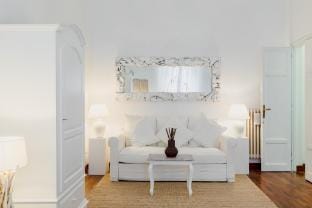 Campo De Fiori Charme 11 People Apartment in Rome
