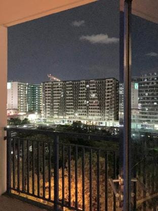 Veranda Suite Room Apartment in Pasay