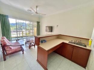 1RoomStudio 1 mins toTeluk Batik Vacation rental in Perak