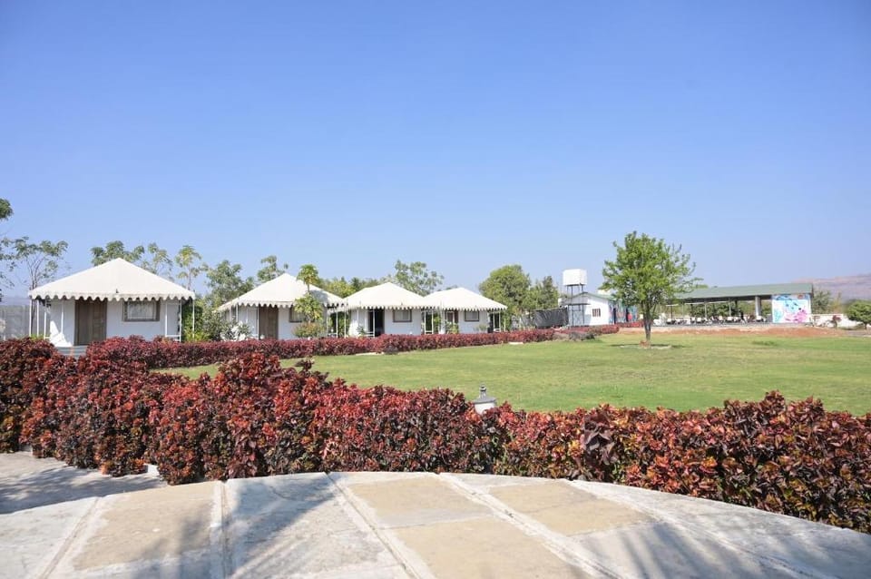 Stone Water Resort Hotel in Maharashtra