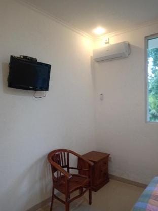 Ubud suites batuan Villa in Kuta