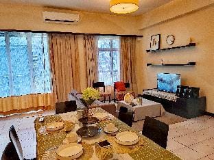 9 KL City Center Jalan Alor Food Street Pavilion Apartment in Federal Territory of Kuala Lumpur