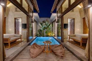 BRAND NEW 2BR Charismatic W/ Pool in Nusa Dua Villa in Kuta Selatan