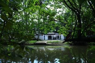 Ashtaman's Chayakkadaveedu Villa Vacation rental in Kerala