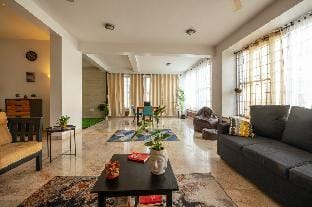 Lavish & Sunlit WFH retreat near RMZ HSR bellandur Vacation rental in Bengaluru
