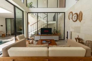 Nivassa Villa by Betterplace  Villa in North Kuta