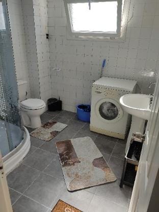 Close to beach and shops owned by a family. Vacation rental in İzmir Province
