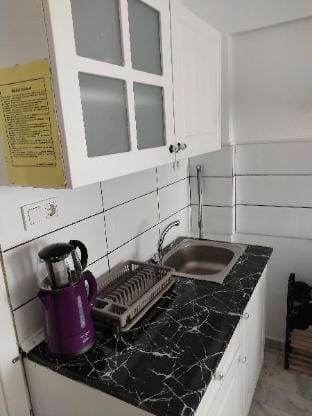 Close to beach and shops owned by a family. Vacation rental in İzmir Province