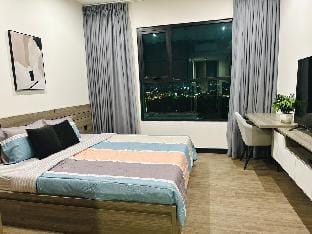 De la Sol-Brand new condo in D4|10mins to D1 Vacation rental in Ho Chi Minh City