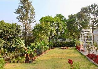 Skygram - Berry Castle Villa in Maharashtra