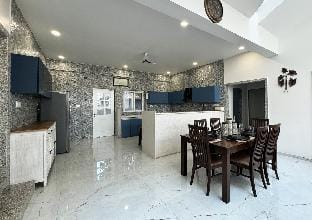 Skygram - Berry Castle Villa in Maharashtra