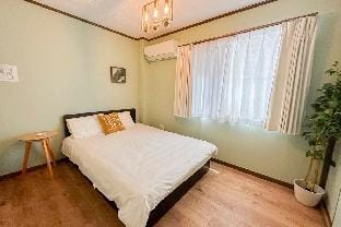 Rail station 2 mins, 4 stop to Namba, Nara 38 mins Vacation rental in Osaka
