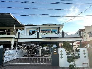 Cozy 2StoreyHome 5Room11Pax@ChaiLengPark Vacation rental in Penang