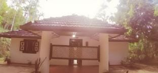 Werapitiya Galagoda Walawwa (වේරපිටිය ගලගොඩ වලව්ව) Vacation rental in Central Province