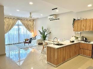 3BR Mount Austin JB - Last Min Promotions Vacation rental in Johor Bahru