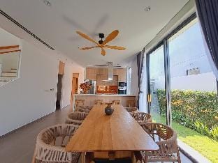 LAKE VIEW Luxury Villa 3BR Sanctuary Ho Tram Villa in Ba Ria - Vung Tau
