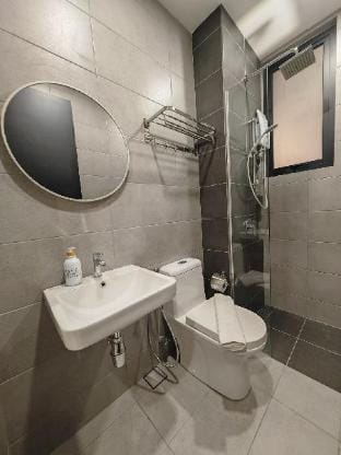 Cityscape Haven | Urban Suites by Ocean Luxe Apartment in George Town