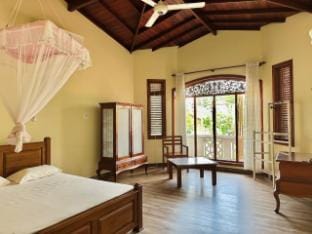 Sujee villa White House  Villa in Western Province