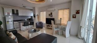 Kandi Towers 2BR condo, w/Balcony, 300mbps wi-fi Apartment in Angeles