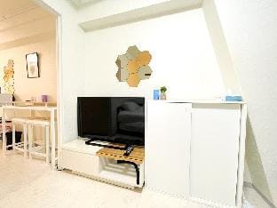Honmachi Station 1min, Shinsaibashi 3min 4beds Apartment in Osaka