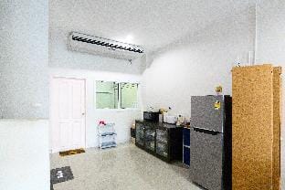 Calla House Hatyai 18pax 6 mins drive Lee Grd Vacation rental in Thailand