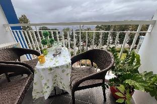 Romantic And Inviting Wake Up To A View Olympus22 Apartment in Tagaytay