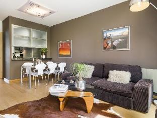 Gothic Quarter: Stylish Apartment with Pool Apartment in Barcelona