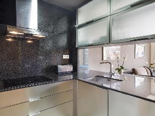 Arc de Triomf Barcelona Apartment with Pool Apartment in Barcelona